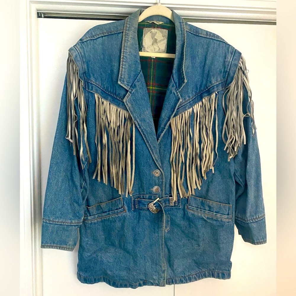 ✨Vintage✨80’s Denim Fringe Jacket